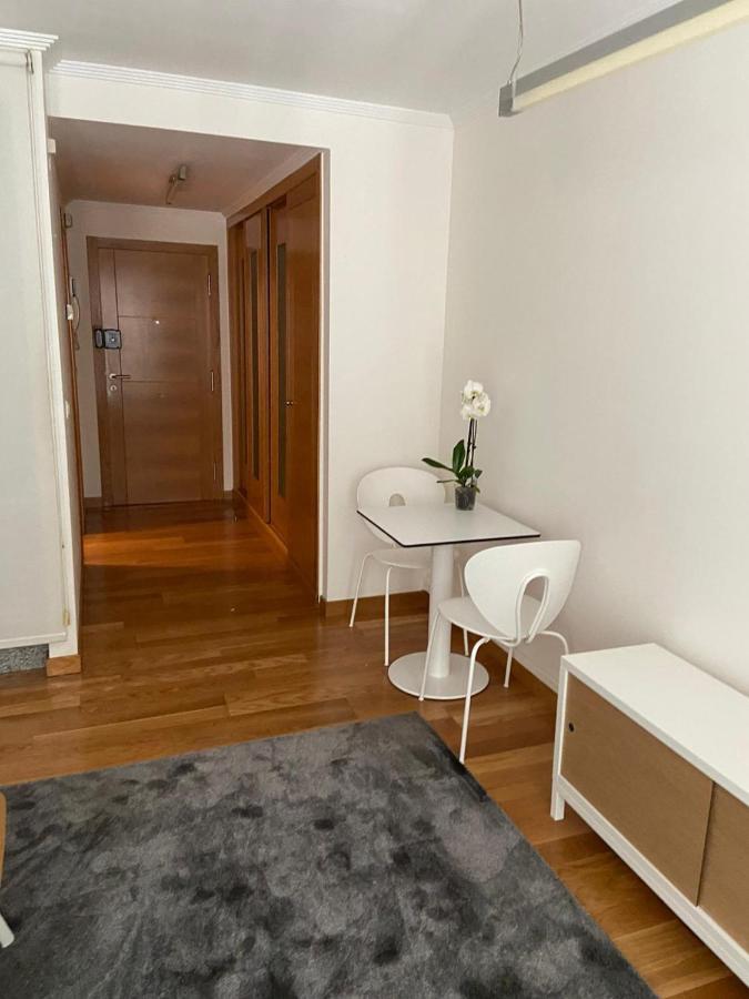 Estudio Parking Centro Puerta Del Sol 비고 외부 사진