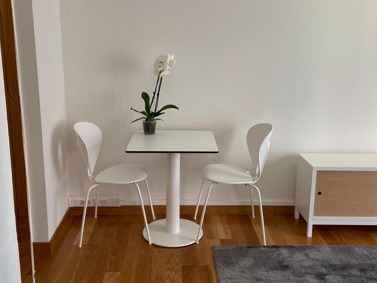 Estudio Parking Centro Puerta Del Sol 비고 외부 사진